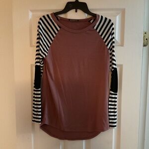 Shop Basic long sleeve tee size small